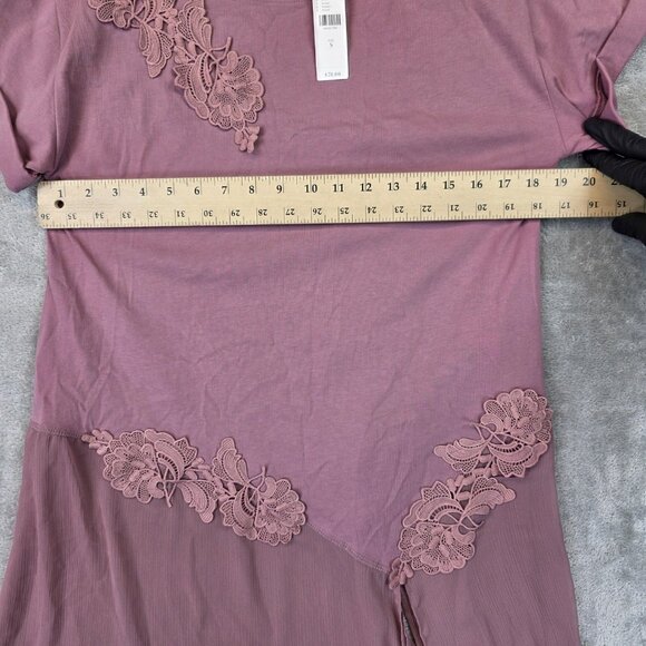 Akemi + Kin Shirt Womens Small Mauve Asymmetrical Floral Lace Hem Tunic Top - Picture 5 of 15